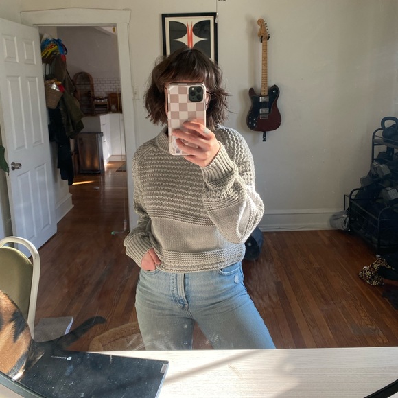 Target Universal Thread Knit Sweater - Picture 4 of 4